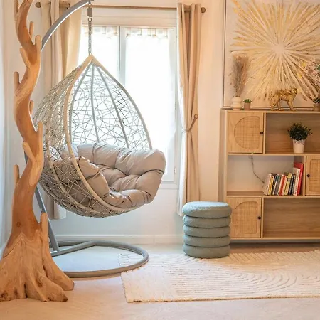 アパート Loft & Scandinave Romantique, King Size, Tv 65 ナルボンヌ